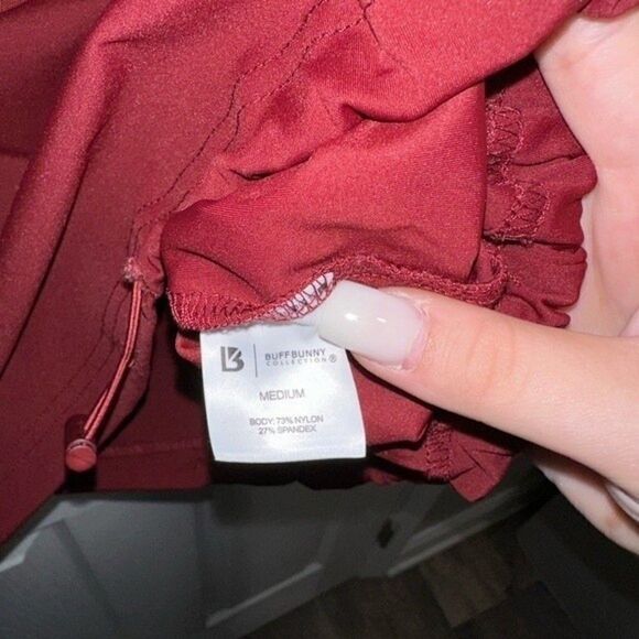 Buffbunny Enscandala Pullover - Women's Size Medium, Maroon / Red - Picture 4 of 6